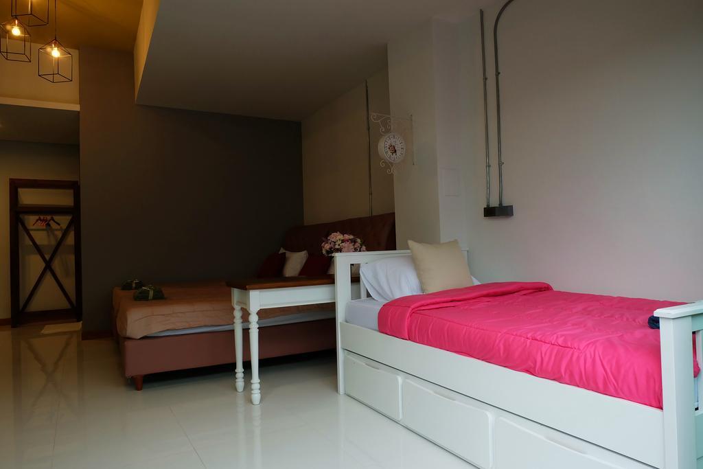 Bann Aom Boutique Pranburi Hotel Exterior photo